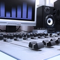 Spiker za reklame video i film, youtube voiceover produkcija Glas za reklame studio voice over snimanje